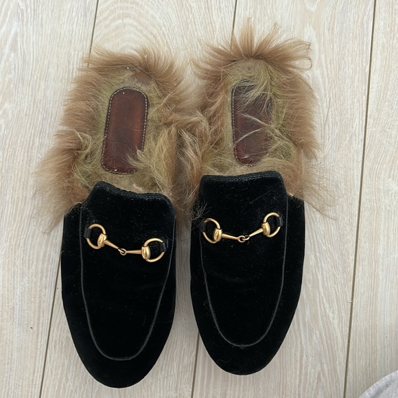Gucci Fur Loafers - Picture 2 of 2